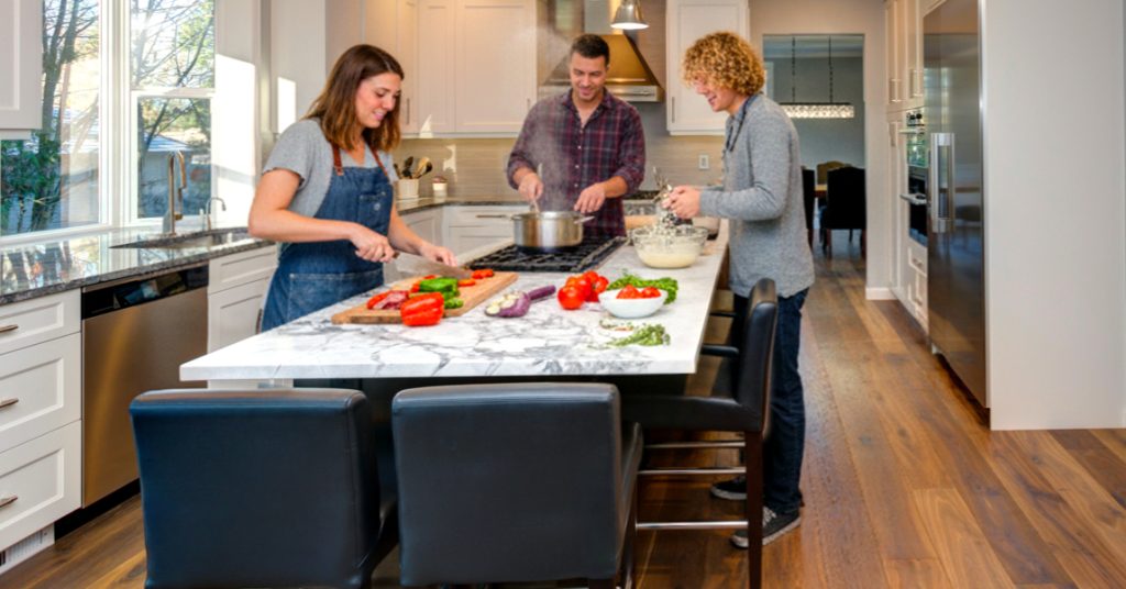 Îlot central : 6 façons d’en faire la pièce maîtresse de votre cuisine