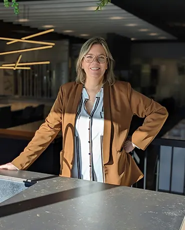 Lyne LégerKitchen designer